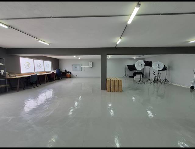 650M² OFFICE FOR SALE IN SUNNINGHILL